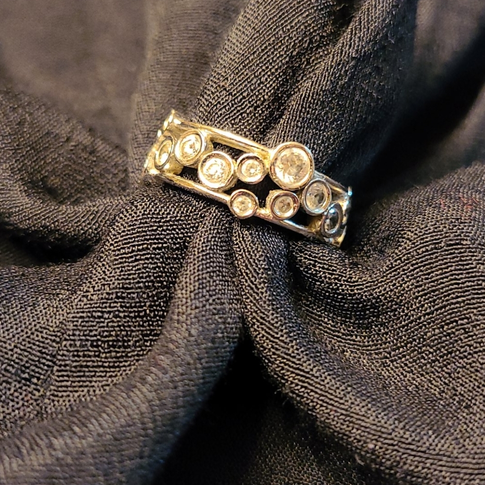 Sterling silver cubic zirconia ring